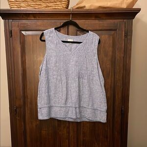 Garnet Hill Gray and White Boxy Sleeveless Tank Top